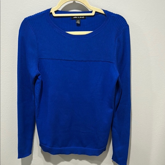 Women's Blue Sweater - Picture 1 of 3